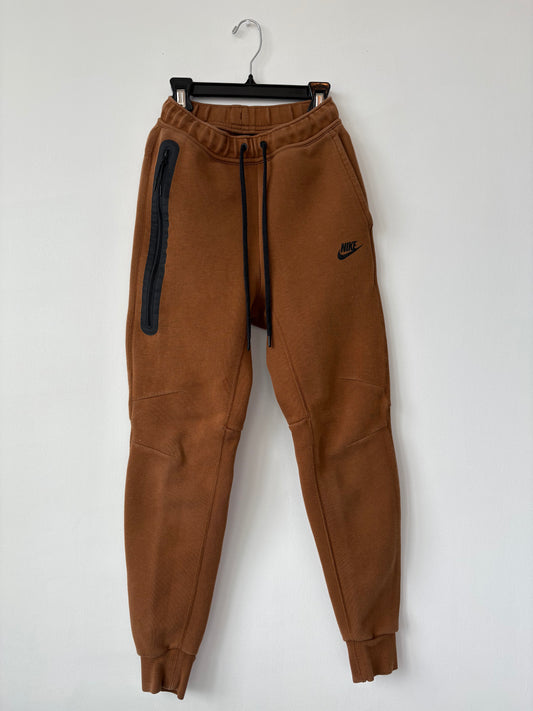 KIDS NIKE TECH BROWN JOGGERS