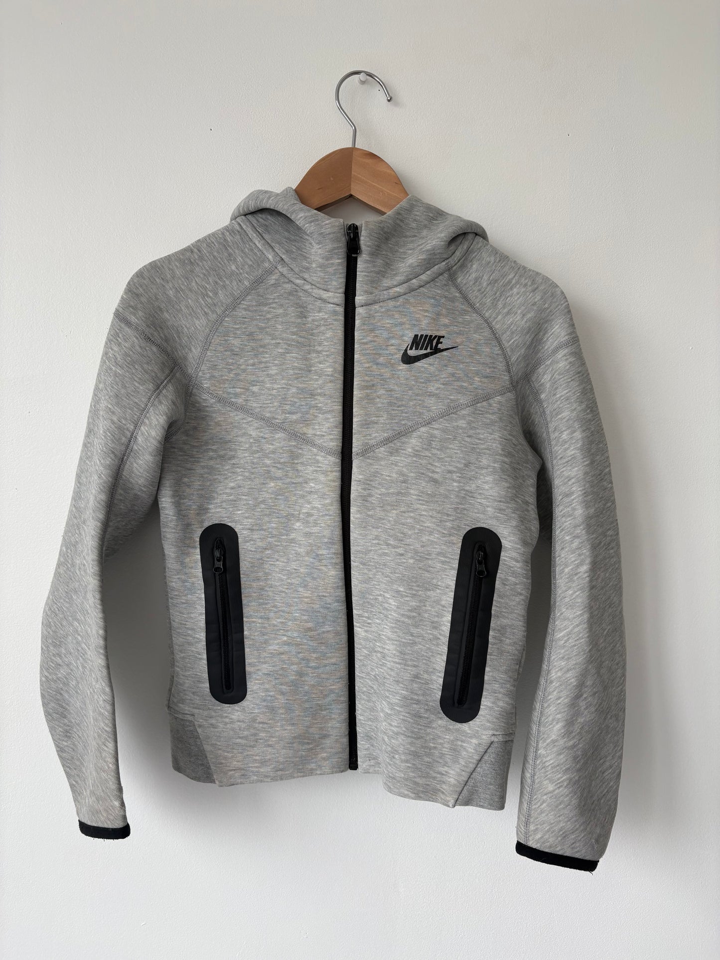 Kids Nike Tech Grey Sweatshirt
